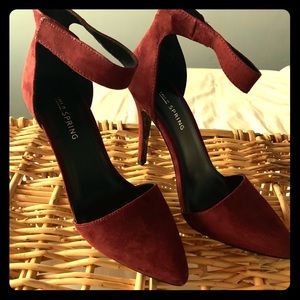 NEW Burgundy Suede heels